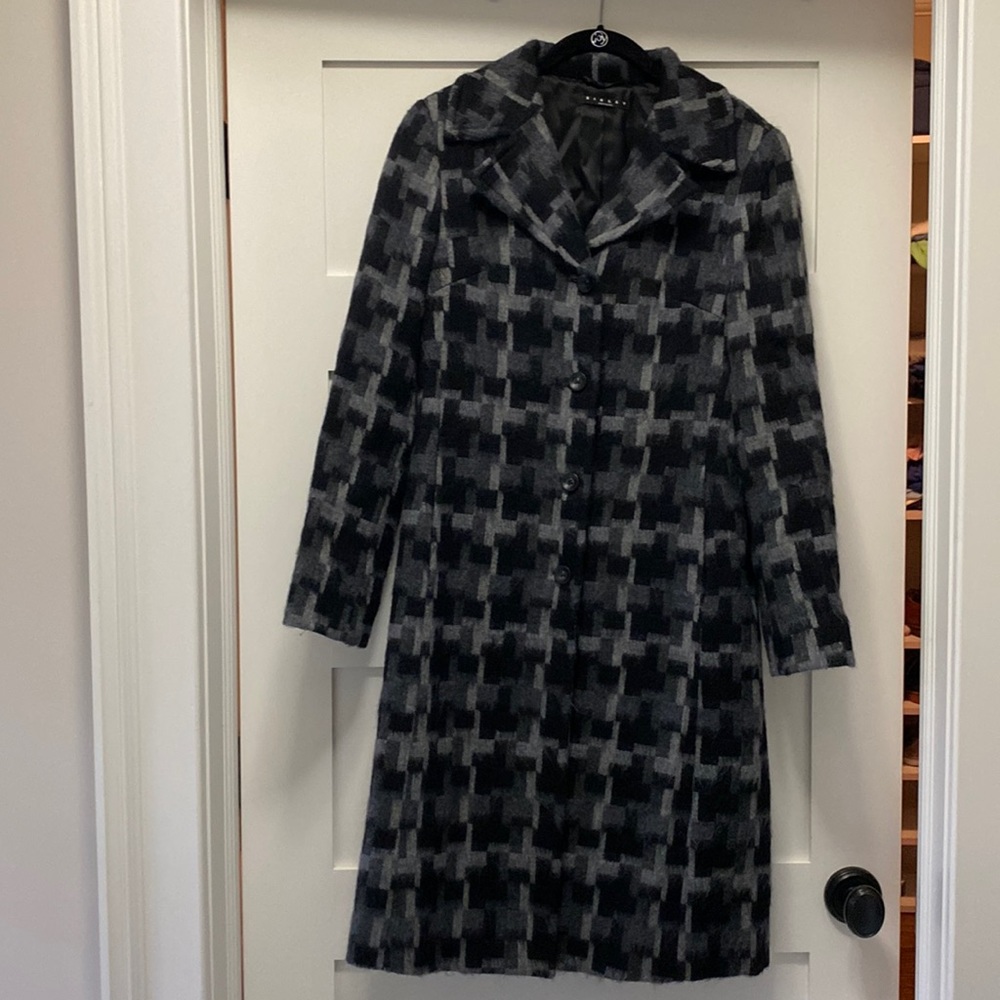 Sisley single breasted A-line wool blend coat